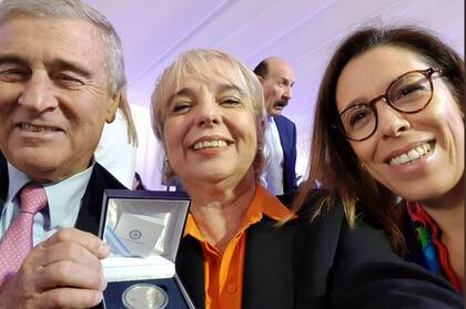 Silvana Giudici (centro), autora del pedido para que la CIDH intervenga en la investigación a periodistas