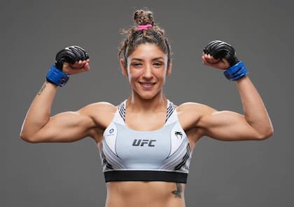 Silvana "La Malvada" Gómez Juárez fue la primera mujer argentina en ser contratada por UFC