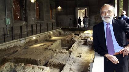 Silvano Vinceti frente a la excavación en el convento de Santa Úrsula