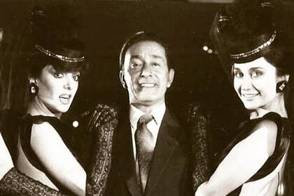 Trabajó con capocómicos como Olmedo, Porcel y Altavista (su preferido)