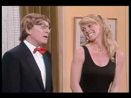 Silvia Perez junto a Alberto Olmedo, en uno de los tantos sketches que compartieron