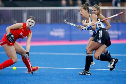 Silvina DElía y su potente remate; también es tiradora de córners cortos