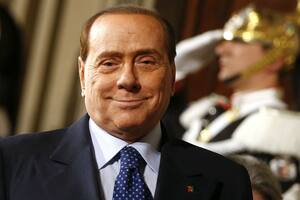 Berlusconi no piensa en jubilarse y busca cumplir el sueño que le falta