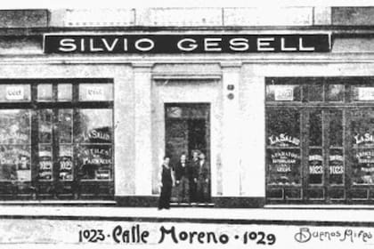 Silvio Gesell inauguró en Buenos Aires un comercio de venta de instrumentos quirúrgicos para odontólogos