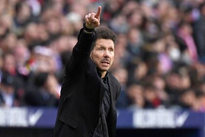 Simeone: "No sería justo para el Liverpool que nosotros hayamos jugado el primer partido con gente, con la importancia que tuvo, y esta vez que esté ausente lo más importante para su equipo"