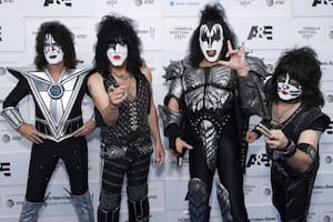 Gene Simmons y Paul Stanley tienen coronavirus: Kiss decide posponer nuevas fechas de su gira