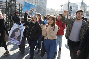 Desde el Gobierno preparan una marcha en apoyo a Cristina Kirchner