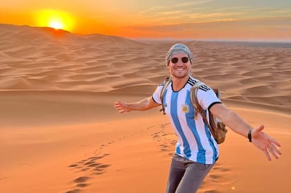 “Sin embargo, esté donde esté, nunca olvido mis raíces. Todo lo que he logrado en mi vida se lo debo, además de a mi familia, en gran parte al sistema de educación pública de Argentina, por ejemplo a la Escuela pública N°51 del barrio donde me crie..."