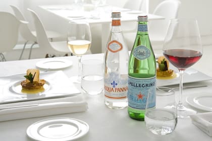 Sin gas o con gas ,cada una irá mejor con otro plato