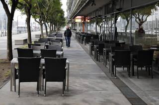 Puerto Madero, un barrio "fantasma", sin turismo y con restaurantes cerrados
