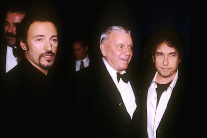Sinatra, junto a Bob Dylan y Bruce Springsteen, en su cumpleaños número 80