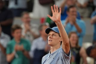 Sinner habla de su Lego de la Torre Eiffel tras ganar en primera ronda del Abierto de Francia