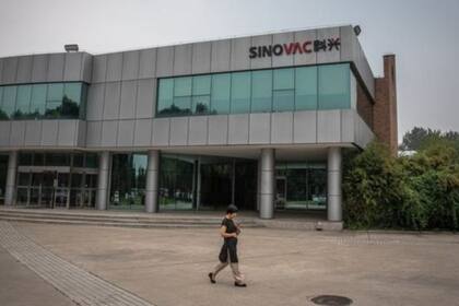 Sinovac, con base en Pekín, ha desarrollado vacunas para hepatitis A y B, influenza estacional, gripe porcina y gripe aviar