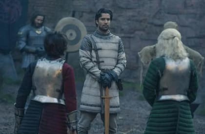 Sir Criston Cole enfrenta a los jóvenes miembros de la casa Targaryen para molestar a Harwin Strong, el actual amante de Rhaenyra