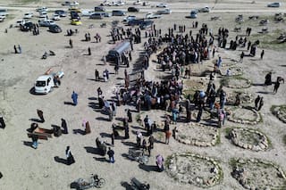 Sirio entierra a su esposa y cuatro hijos que murieron en ataques israelíes en Beirut