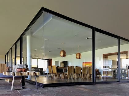 Sistema: Altezza / Carpintero: Tulio Aberturas