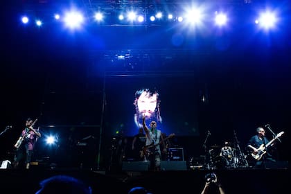 Entre la larga lista de injusticias del mundo que marcó Pulpul durante el recital, Ska-P le dedicó "Solamente por pensar" a Santiago Maldonado y apuntó contra la tauromaquia en "Vergüenza"
