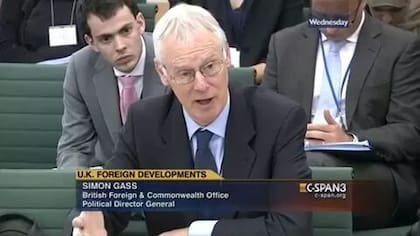 Skandar Keynes en su trabajo como asesor político del parlamentario Crispin Blunt