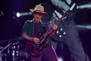 El exguitarrista de Los Redondos, Skay Beilinson, presentó una nueva canción