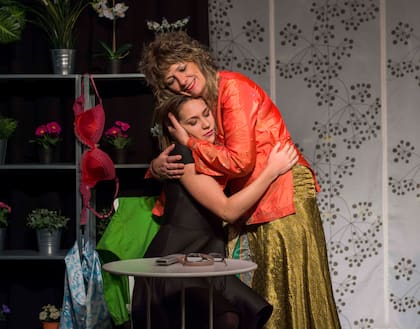 Skell, en una escena de Mi madre, Serrat y yo