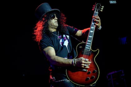 "Todavía amo tocar la guitarra", confiesa Slash