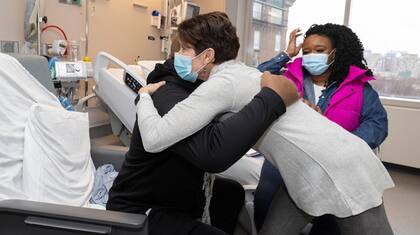 Slayman agradeció a los médicos, cirujanos y enfermeras del MGH y reveló que volver a casa fue “uno de los momentos más felices” de su vida