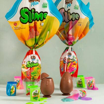 Slime bicolor y Slime inspirado en lava volcánica; cuestan $1400