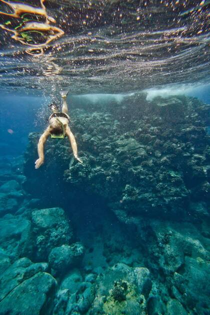 Snorkel en aguas profundamente azules en Big Island