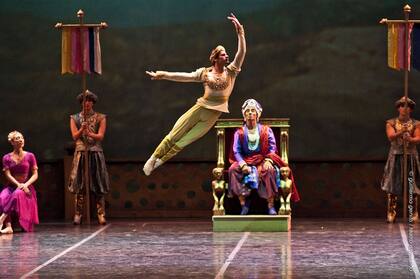 Soares, el impecable porte de un gran bailarín