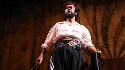 Sobre el escenario, Ajaka es Juan Moreira