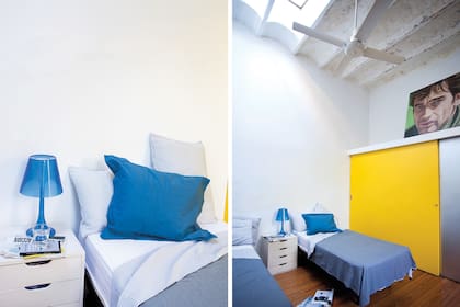 El cuarto de los hijos tiene la misma estructura que el de los padres: cubrecama (Ikea París), almohadones (Arredo) y velador de acrílico (Easy). Sobre el placard pintado en amarillo y plateado, retrato que Cristina hizo de su hermano, el músico Chacho Ruiz Guiñazú.