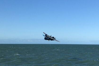 Sobrevuelo de la Armada Argentina