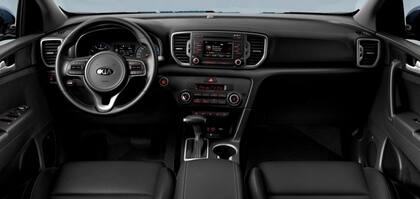 Sobriedad, equipamiento y excelente calidad de materiales y terminaciones en el interior