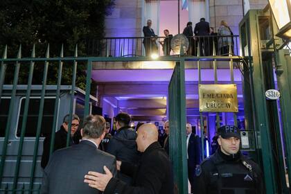 Sociales dia de la independencia de Uruguay 2024 Embajada