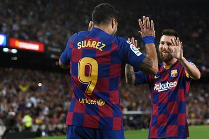 Socios para el éxito: Messi y Luis Suárez