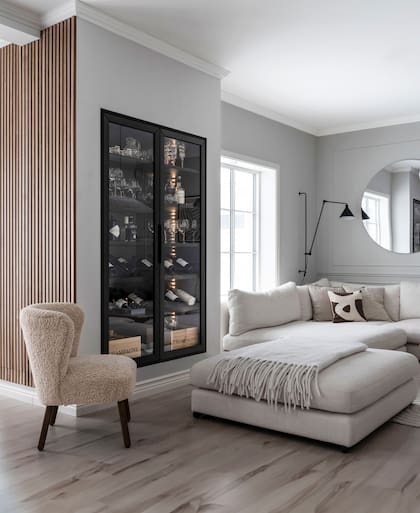 Sofá con chaise longue (Sweef).