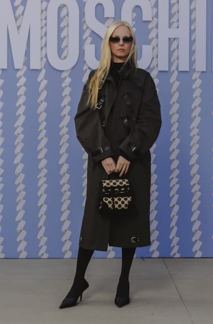 Sofía Achával presente en el desfile de Moschino FW26