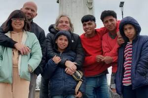 Sofía, Alejandro y sus cinco hijos viven en Córdoba, Argentina