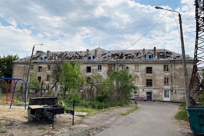 Sofía, chica de 7 años de un pueblo de esos que quedaron en medio combates entre Mykolaiv y Kherson que vive desde hace casi 3 meses en refugio de Mykolaiv