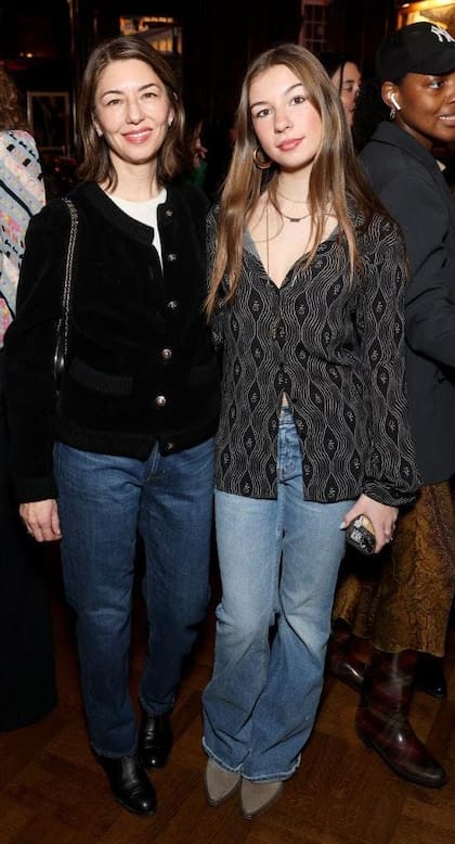 Sofia Coppola y su hija Romy Mars en el desfile de Anna Sui - Celebridades en la semana de la moda de Nueva York NYFW