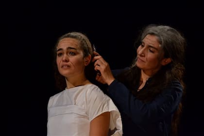 Sofía Diambra y Liza Taylor