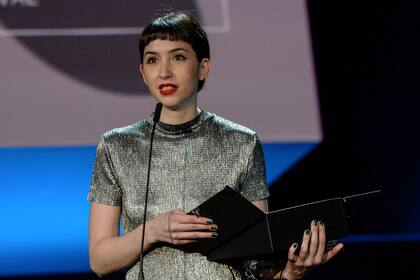 Sofía Gala Castiglione en el Festival de San Sebastián, recibiendo el premio a la Mejor Actriz por su rol en el film Alanis