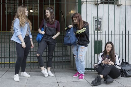 Sofia Navarro, Antonela Mascitelli, Luciana Coronel y Catalina Pavia, con prendas que “infringen” las reglas