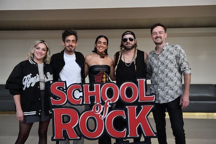 Sofía Pachano, Agustín “Soy Rada” Aristarán, Angela Leiva, Germán Tripel y Santiago Otero Ramos, el elenco adulto de School of Rock
