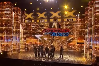 Sofía Vergara apretó el botón dorado y Legión pasó a la semifinal (Foto: Captura de video)