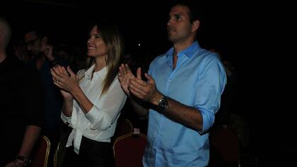Sofía Zámolo y su marido, José Félix Uriburu, aplaudieron a Cristian Castro
