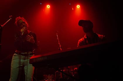 Sol Liebeskind y Russell Kranes, se presentan El show se realizará este sábado 22 de noviembre a las 21 en Eléctrica Bar, el espacio cultural ubicado en la planta alta de Eléctrica Pizza