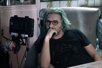 Sola es la ópera prima de José Cicala