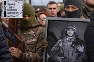 Pesimismo en Ucrania: creciente pérdida de vidas, escasez de municiones y un déficit clave en el terreno