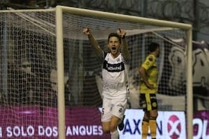 Los goles de Franco Soldano para un Gimnasia que pisa fuerte en la Copa Argentina